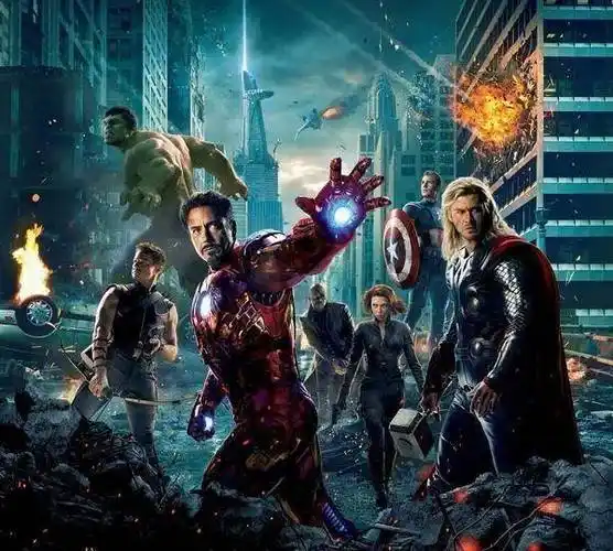 金钟仁炫腹中泰混血异瞳抢镜;将与漫威合作_西装_造型_军装