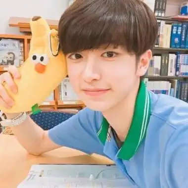 帅气小清新男生头像高清清新帅气的男生头像图片