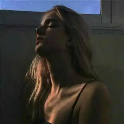 2020最火女生头像酷酷的嘻哈风 超酷超霸气女生欧美风头像