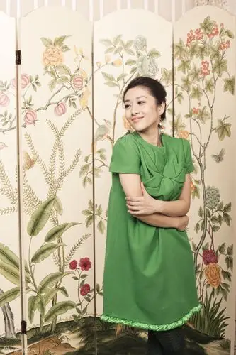 刘思彤淡然绽放