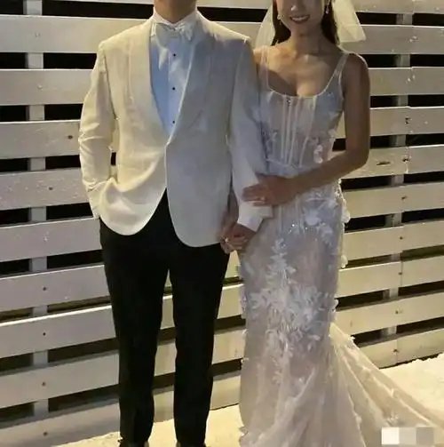 黄心颖大婚,曾插足郑秀文婚姻,前男友马国明大方送祝福!