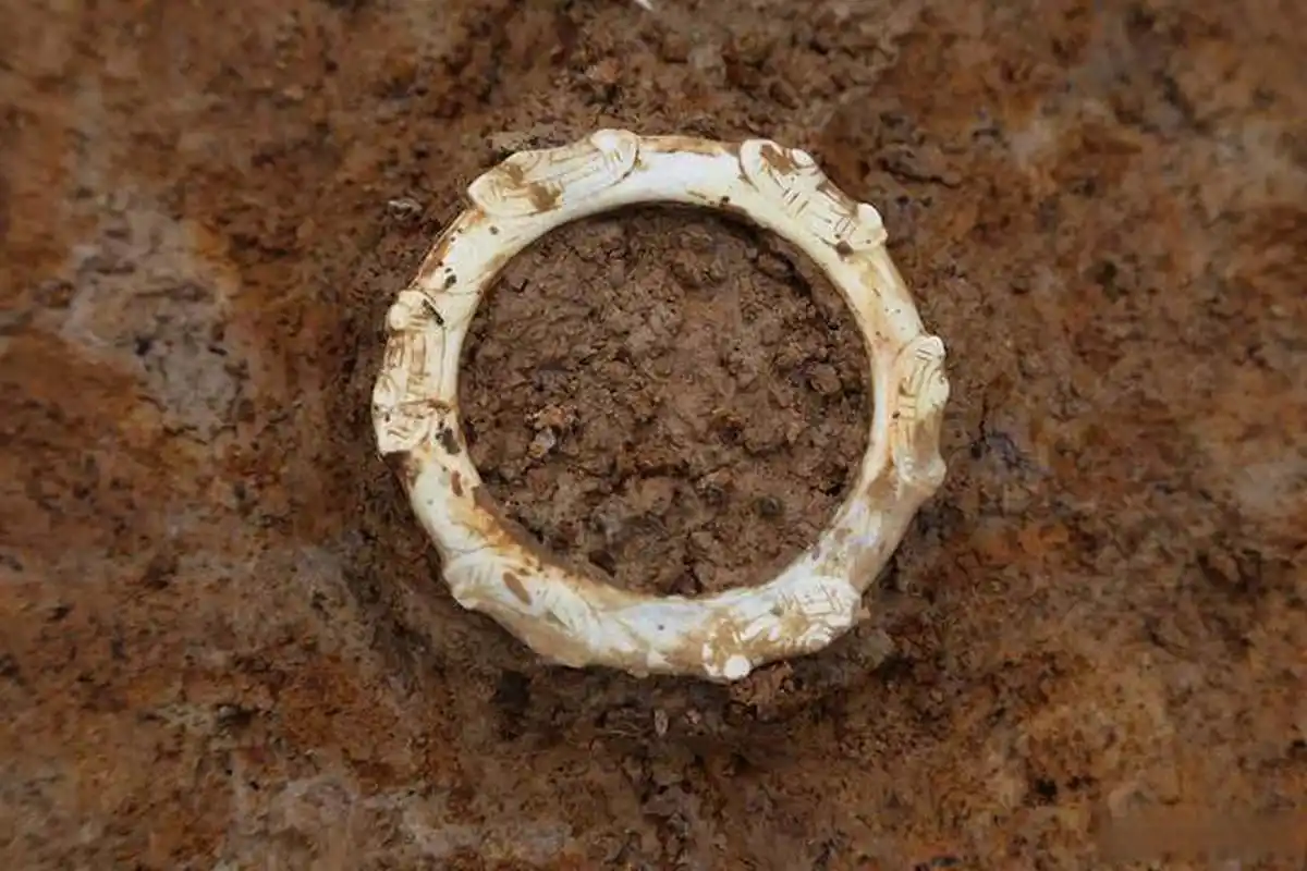 古玉# 龙首纹玉镯,来自良渚文化一支神秘的部落!