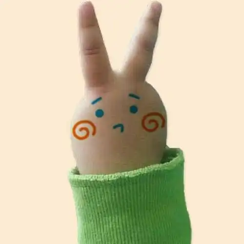 撇嘴表达不开心的小手颜文字表情