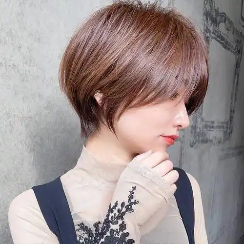 新时尚女发来了,推边饱满有层次,洋气卷卷真洋气|发型|短发|直发|脸型