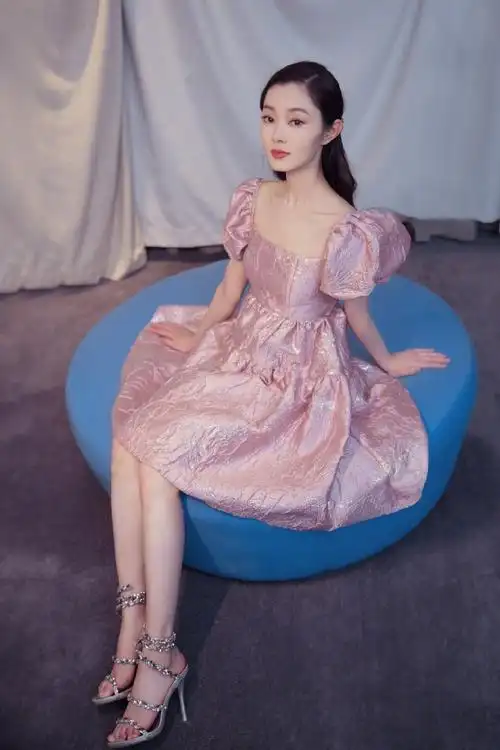 宋轶公主裙甜美灵动写真图片46