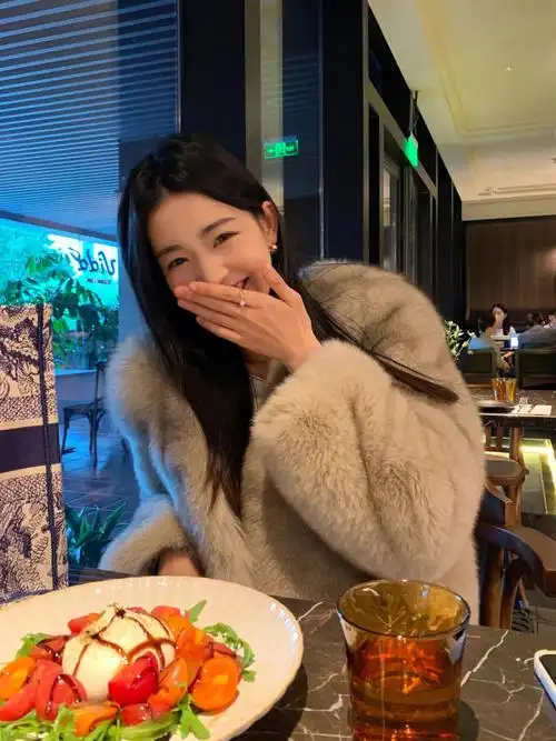 拍照教程快来学习餐厅吃饭怎么拍才好看