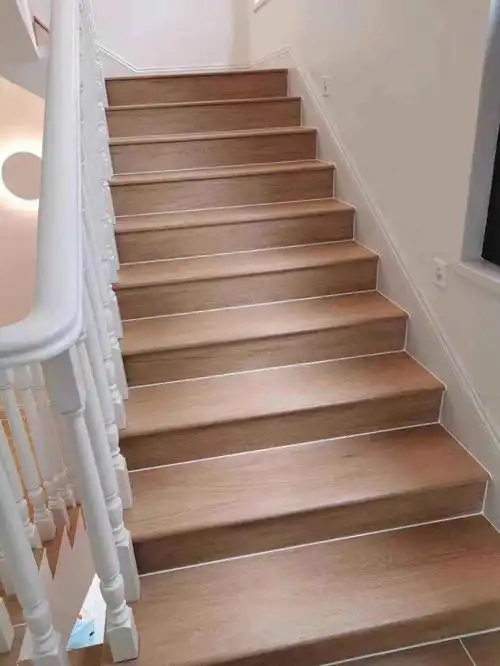 木纹楼梯砖实景