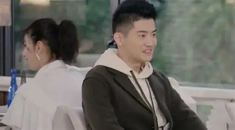 怦然再心动黄奕崔伟全部花絮黄奕崔伟合影