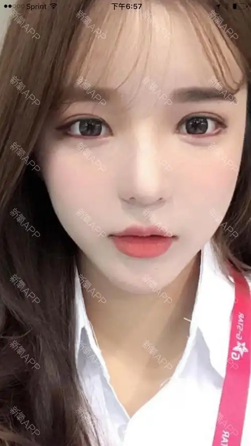 好喜欢韩国妹子这种平行小外双,自然不夸装的双眼皮,过段时间去韩国