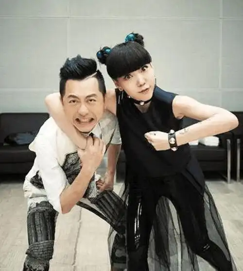 孙露歌手个人资料