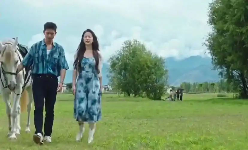 时尚洼地的刘亦菲,这回扬眉吐气了