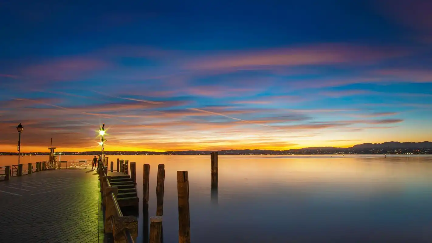 意大利加尔达湖自然风景桌面壁纸