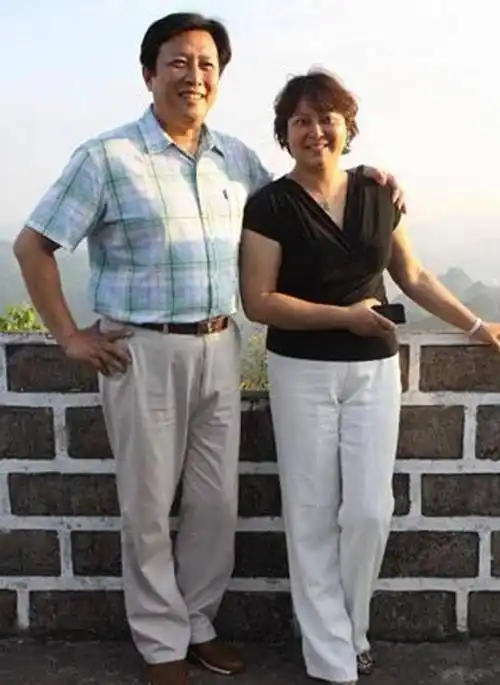 唐国强女儿唐莉:7岁母亲自缢身亡要她报仇,她却把继母当亲人_孙涛