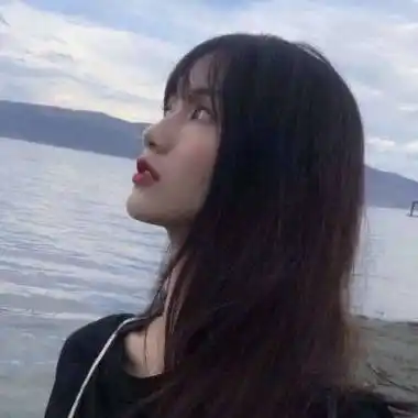 头像女侧面高冷海边谁能取代你在我心上