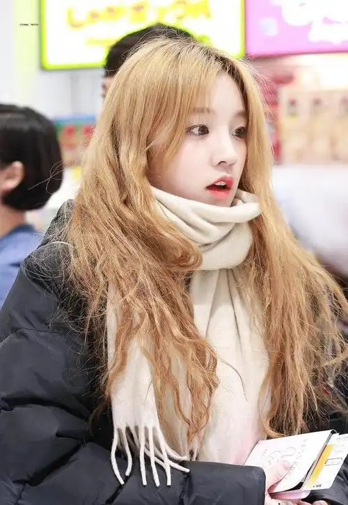 宋雨琦自爆出道前没贾玲美,本以为是开玩笑,看到旧照:信了