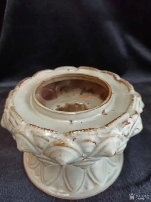 北宋张公巷窑汝瓷香薰>