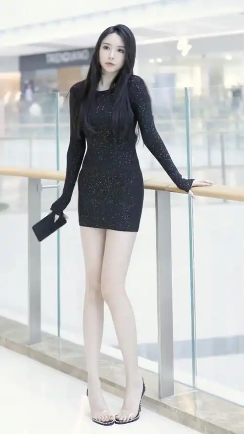 小姐姐的大白腿,我的天,爱了爱了!