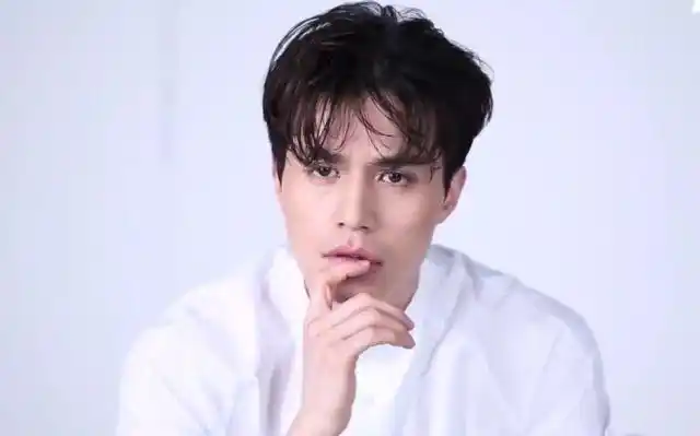 《produce101》第四季开拍李栋旭担任国民制作人