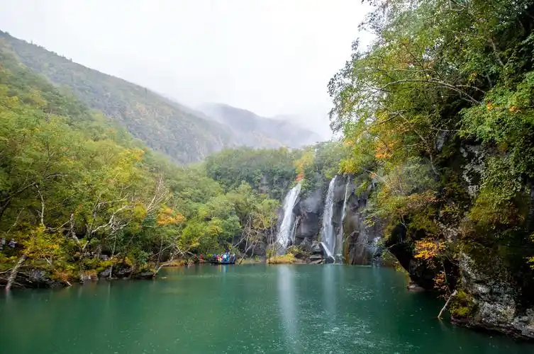 【套图】雨中游长白山绿渊潭-蜂鸟网