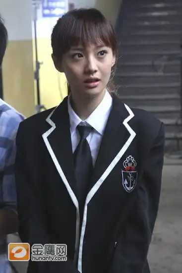 郑爽亮相《我要拍电影》 清纯上演校园之恋