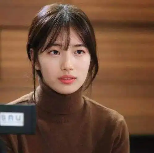 脸大额头窄适合什么发型?窄额头适合什么发型?-图片大观-奇异网