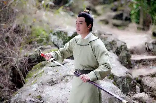 《少年神探狄仁杰》李佳航变身贵公子