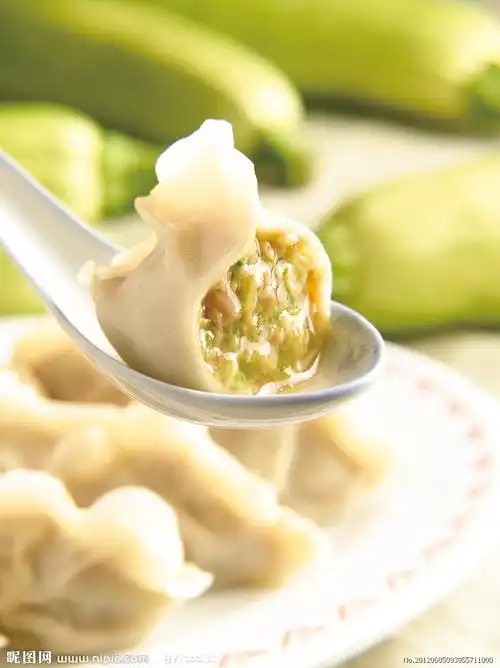 西葫芦水饺图片