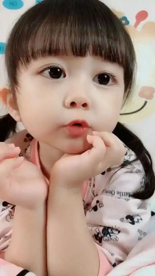 最萌的小女娃