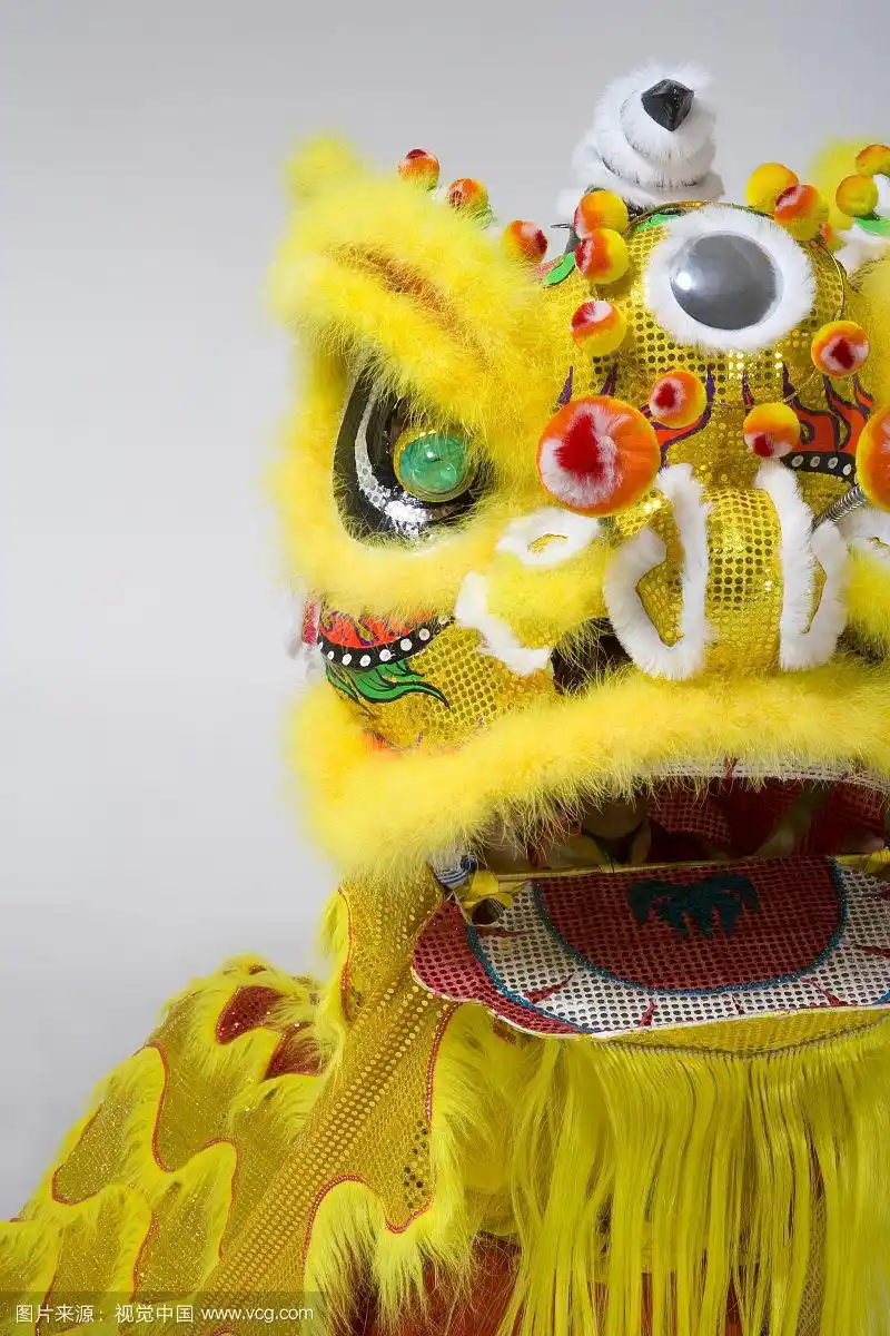 黄色醒狮头