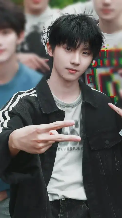 21年到24年的反手比耶从未变过#马嘉祺 蜉蝣##蜉蝣-时代少年团队长