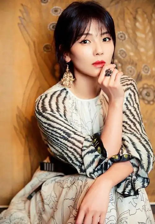 跟你讲真的40多岁的刘涛仍然可以百变时尚尽显女神范