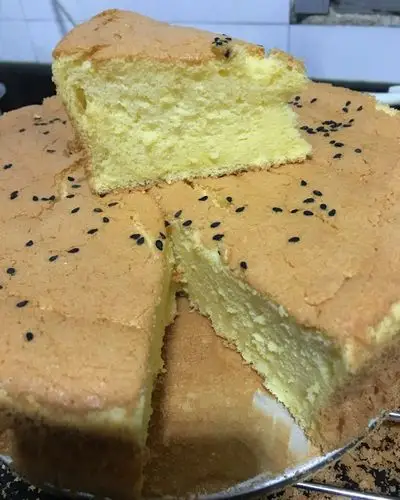 chowhound-玥做的烤箱做蛋糕(戚风蛋糕的做法)