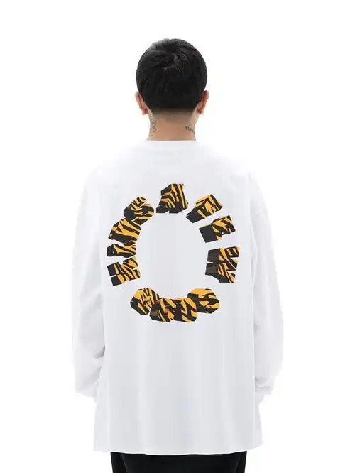 夏花纸马(xiahuazhima)fffafgk马思唯圆领卫衣宽松oversize百搭男女