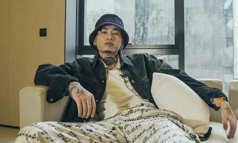 马思唯会怎么介绍给 lv 做的新单曲?