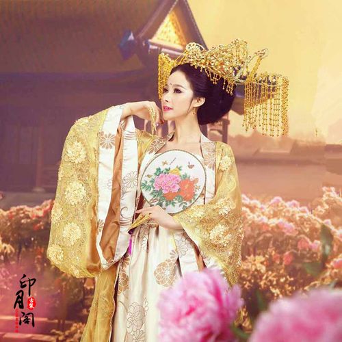 印月阁新款古装大气奢华贵妃长拖尾莺吟燕舞影楼摄影民族服装