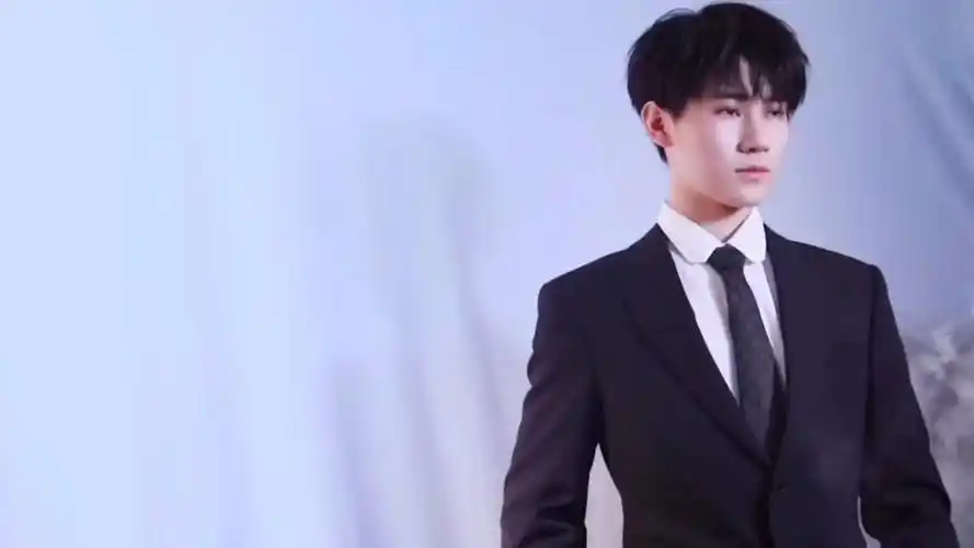 【张真源】张哥西装真的很杀我!