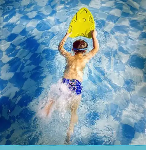 学游泳的好帮手,初学者要使用训练神器