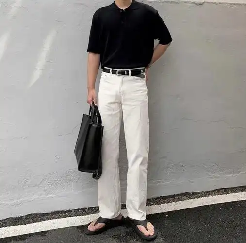 韩系男生必入的百搭白色牛仔裤ootd