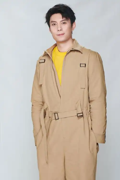 艾伦《王牌对王牌》自带笑点 回忆幕后故事致敬春晚__凤凰网