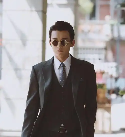 谍战剧中最拉风的造型2:刘学义饰演《秋蝉》林小庄