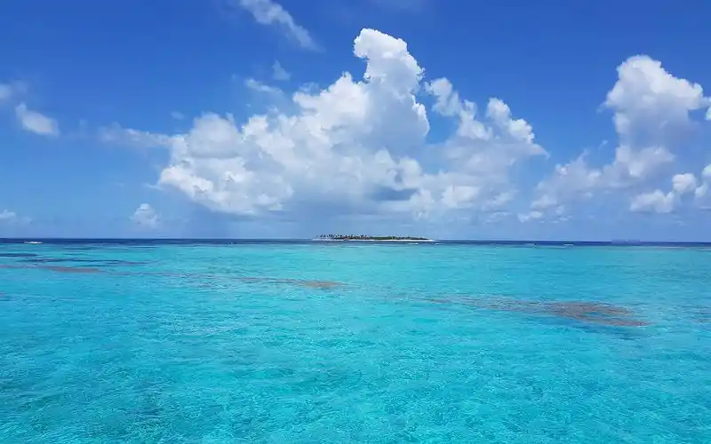 优美迷人海岸风景图片桌面壁纸