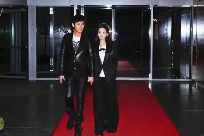 被夸过,被骂过,伊能静这次"母凭子贵"了|伊能静|庾澄庆|十九岁的最后