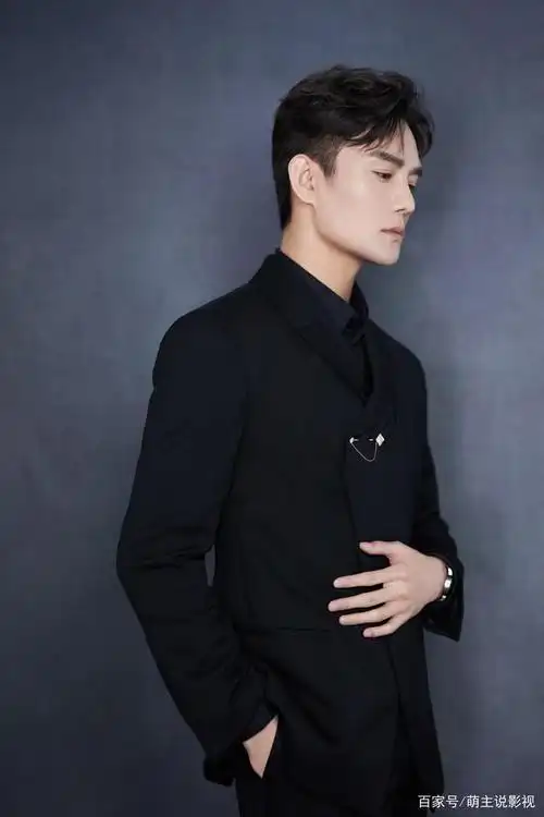 王凯:知世故而不世故,历圆滑而弥天真