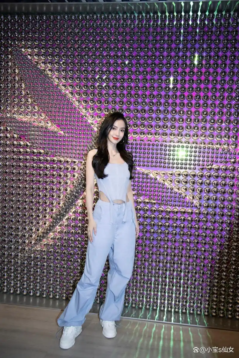 angelababy身材比例真的好优越,好美