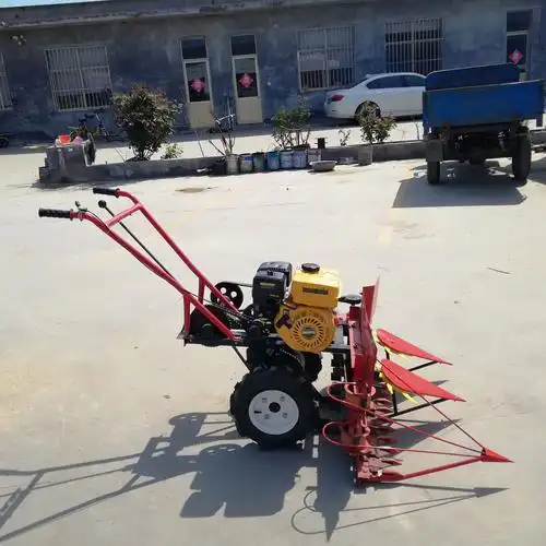 小型收割机 多功能自走式汽油式收割机