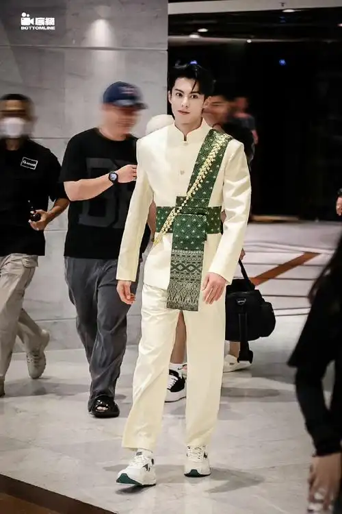 王鹤棣异域小王子