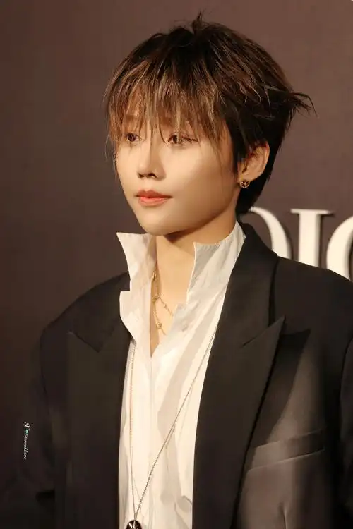 刘雨昕0420生日快乐##刘雨昕全能唱跳歌手