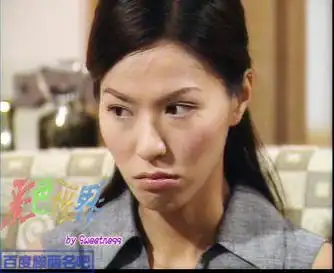 彩色世界中的程诗敏 ﹝滕丽名 饰)