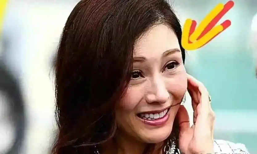 李嘉欣容貌太老被吐槽,中年以后容貌靠自己打造_皮肤_睡眠_脸部