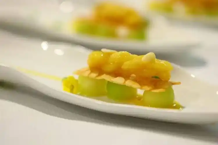 "第九届中国烹饪世界大赛"作品选:热菜篇